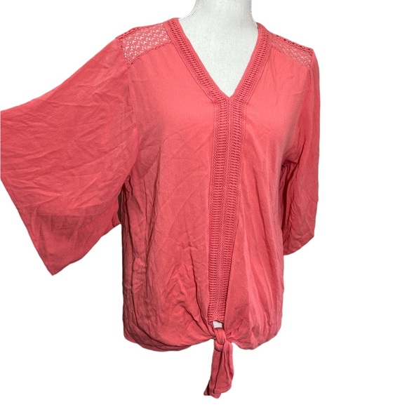 💥2/$15 NWT JohnPaulRichard stitch fix coral tie front lace insert top small - Picture 2 of 13
